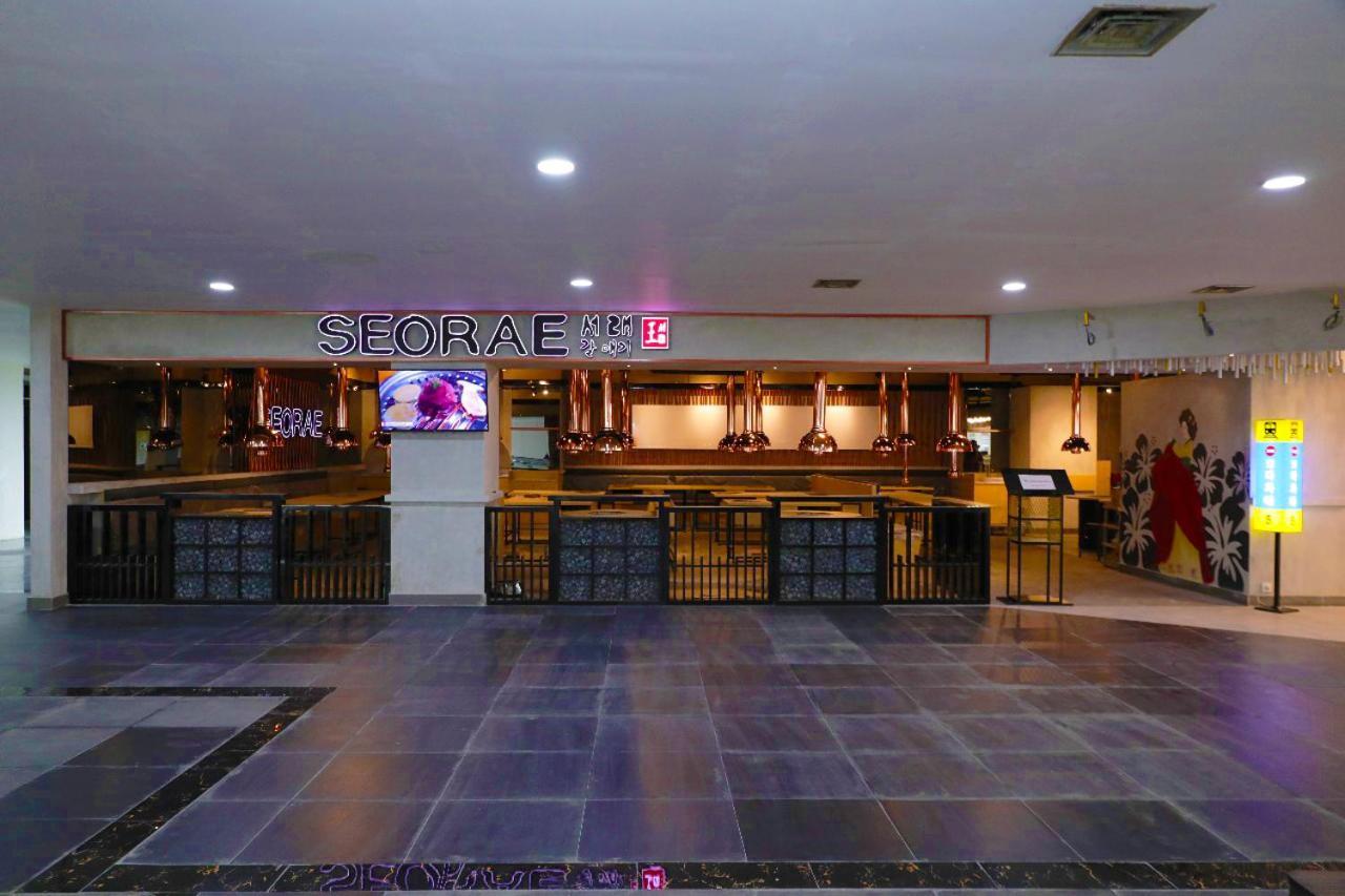 Heavenly Land Family Hotel Palembang Eksteriør bilde